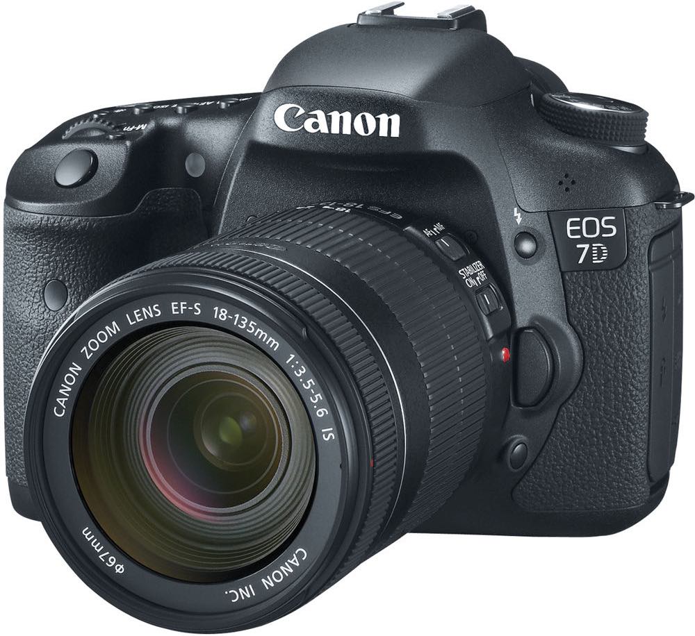 Camera DSLR Canon 7D em 2024